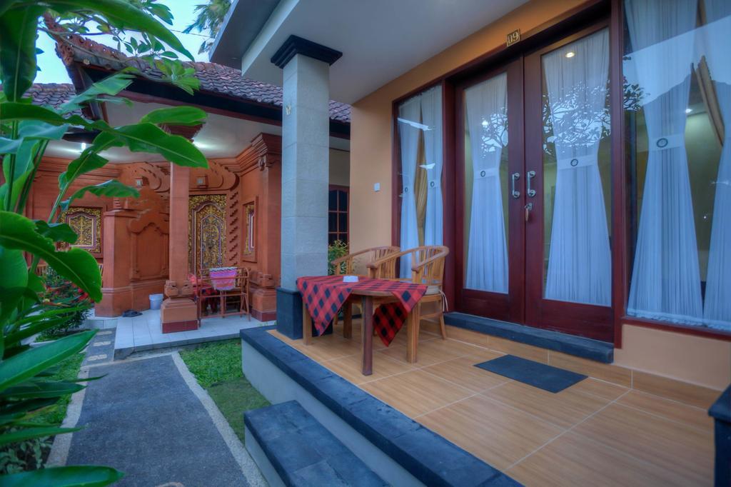 Kesumasari Beach Hotel Sanur  Room photo